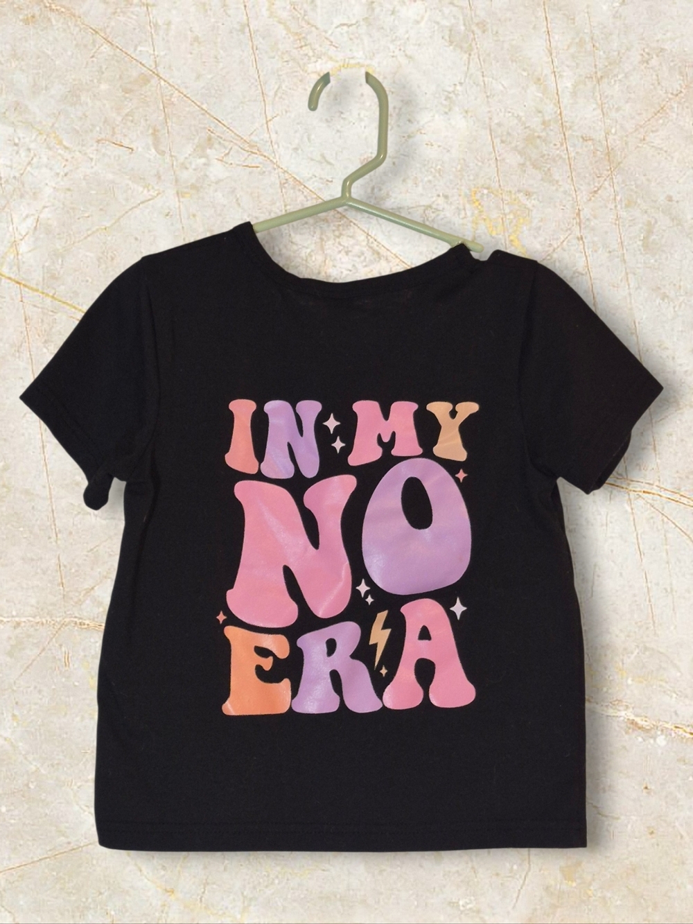 ⭐️⭐️5/$15. Kids Black Graphic Tee